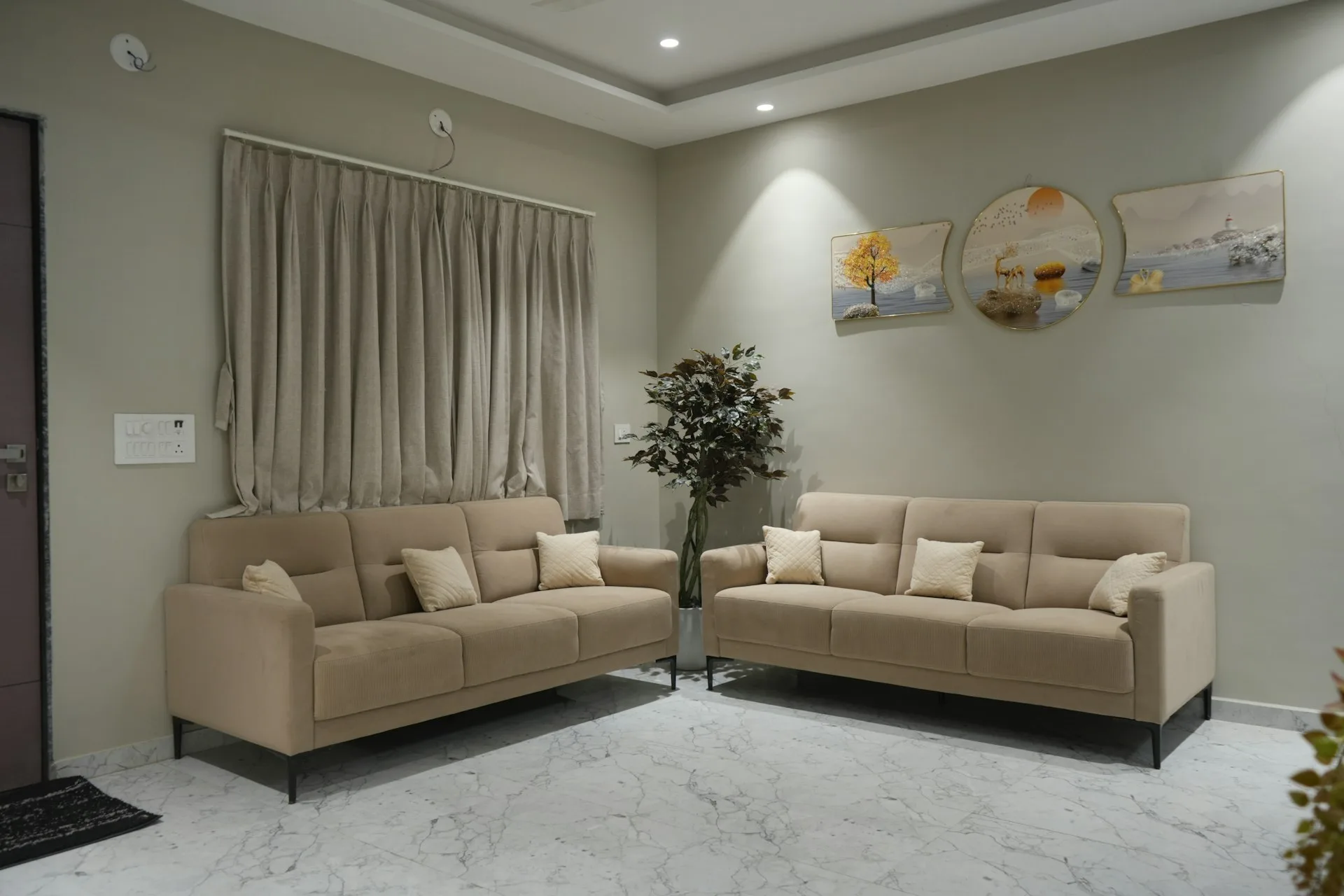 Wooden Home Furniture: illustrative interior inspiration